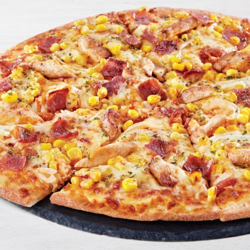 Chicken Macon BBQ Pizza